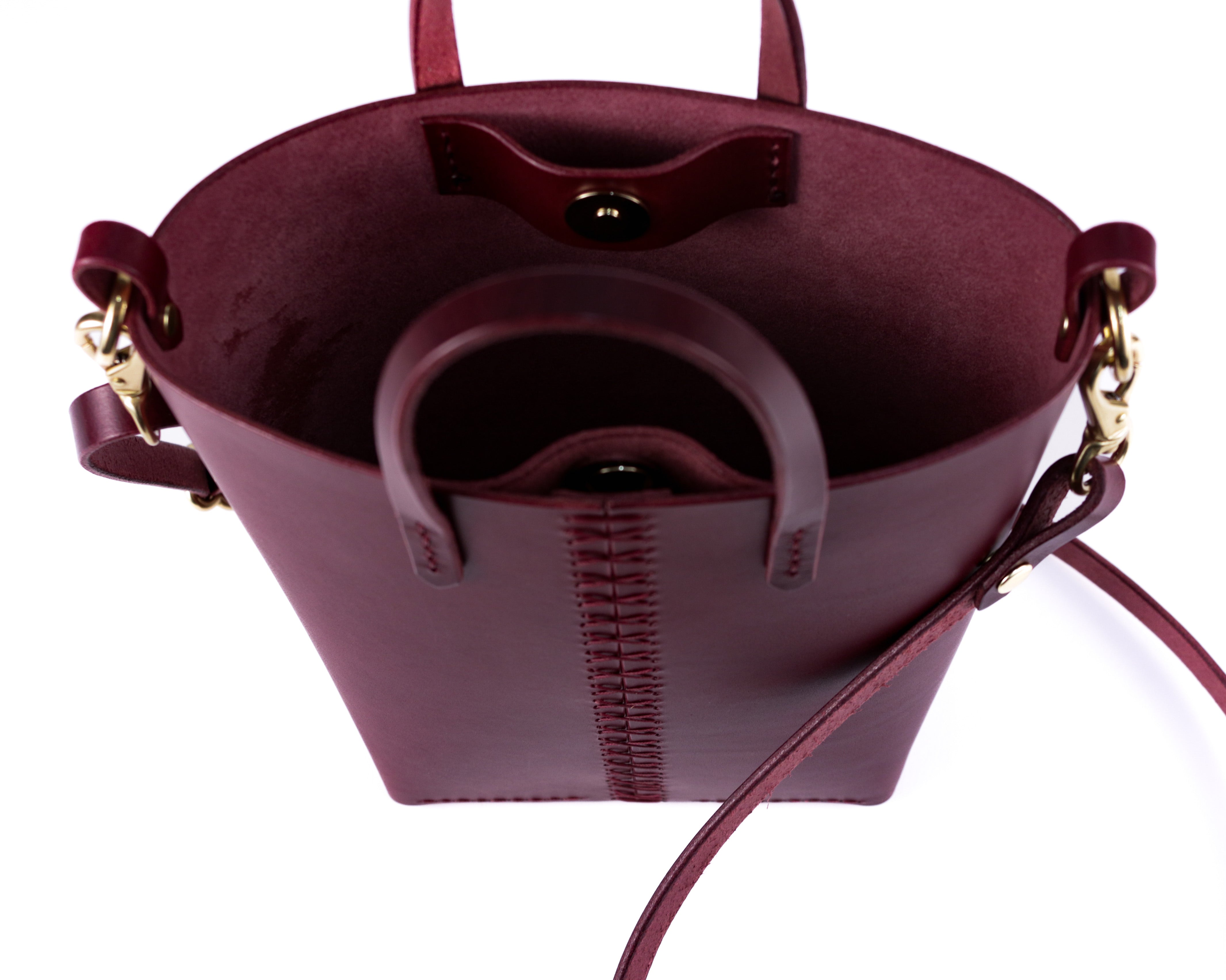 Palmetto Bucket Bag: Bordeaux