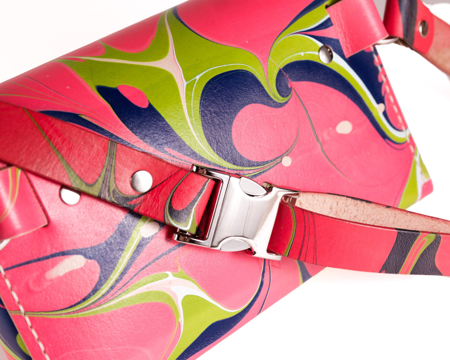 Carlile Sling Bag: Dragonfruit