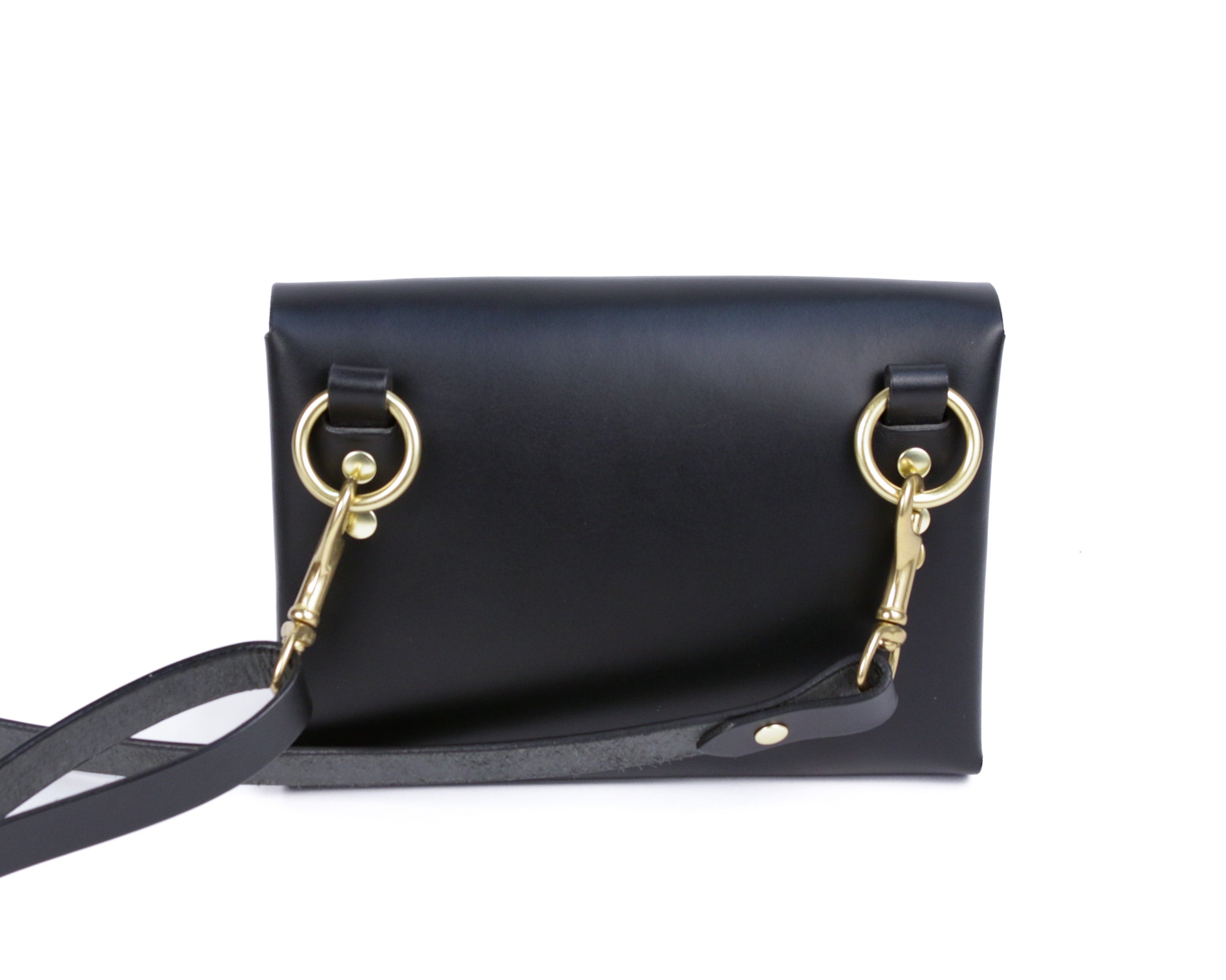 Redington Crossbody: Black